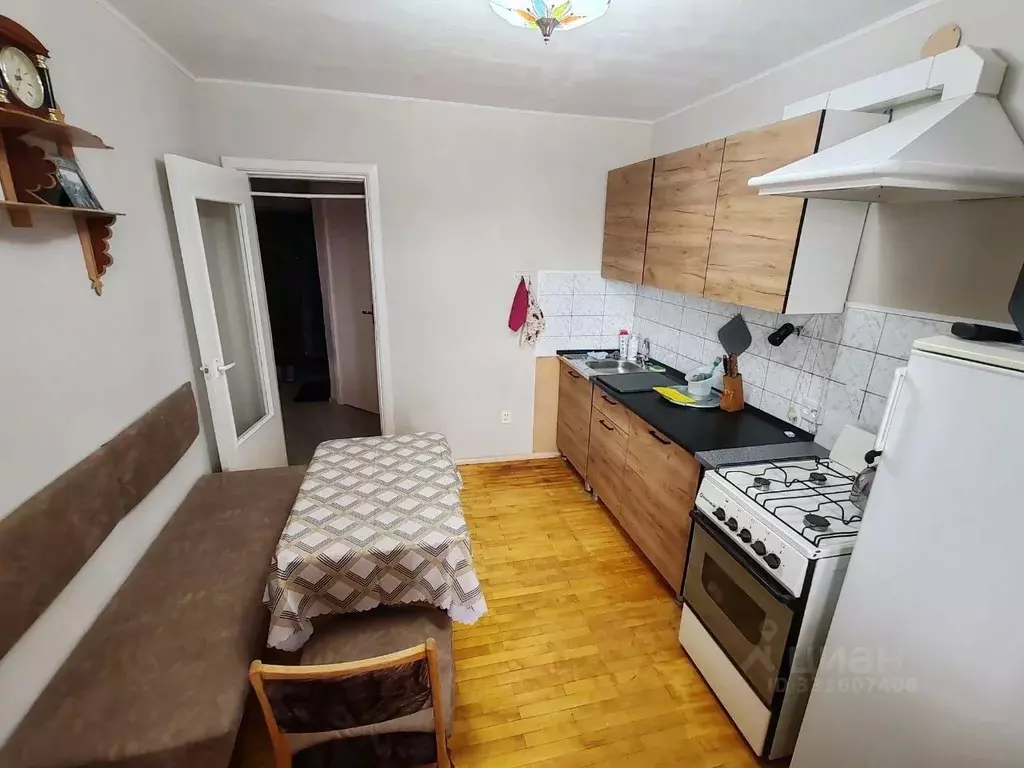 1-к кв. Псковская область, Псков Рижский просп., 76/2 (50.0 м) - Фото 2