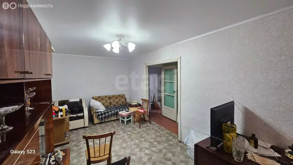 2-комнатная квартира: Астрахань, улица Сен-Симона, 10/12А (45 м) - Фото 0