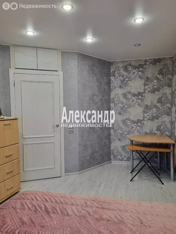 3-комнатная квартира: Санкт-Петербург, Софийская улица, 35к8 (59 м) - Фото 1