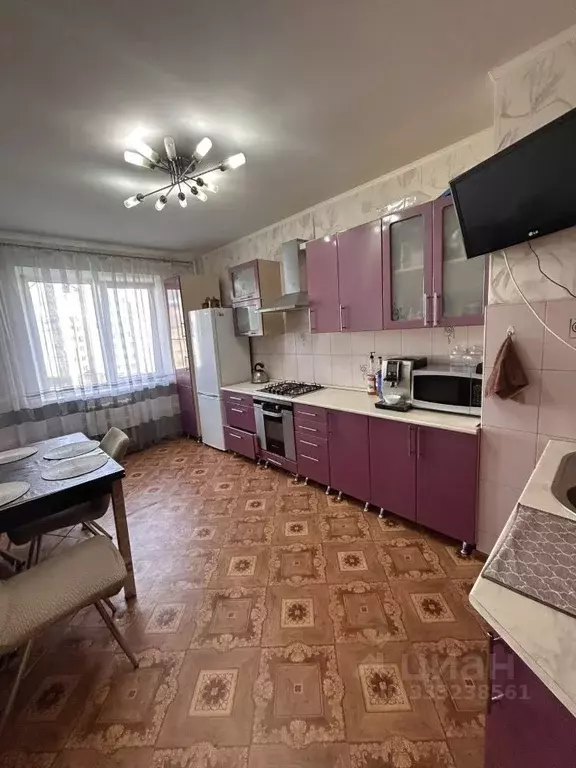 3-к кв. Орловская область, Мценск ул. Машиностроителей, 15/1 (72.0 м) - Фото 1