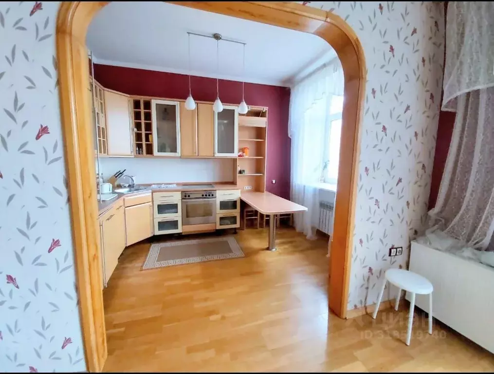 3-к кв. Красноярский край, Красноярск ул. Ленина, 123 (105.0 м) - Фото 0