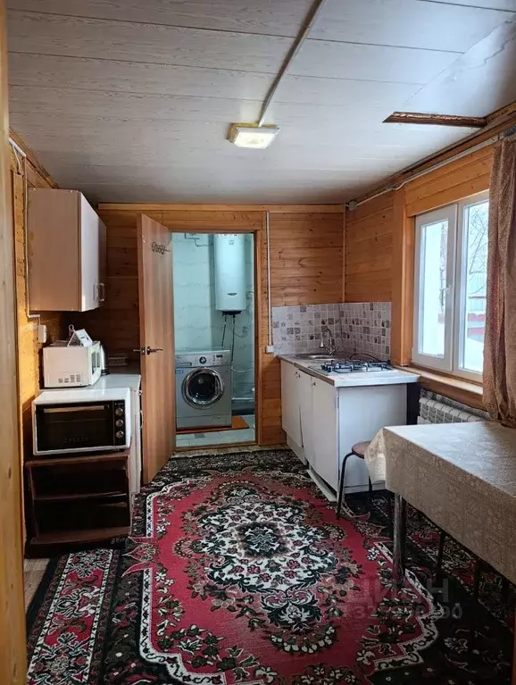 Дом в Татарстан, Зеленодольский район, Октябрьское с/пос, пос. ... - Фото 1