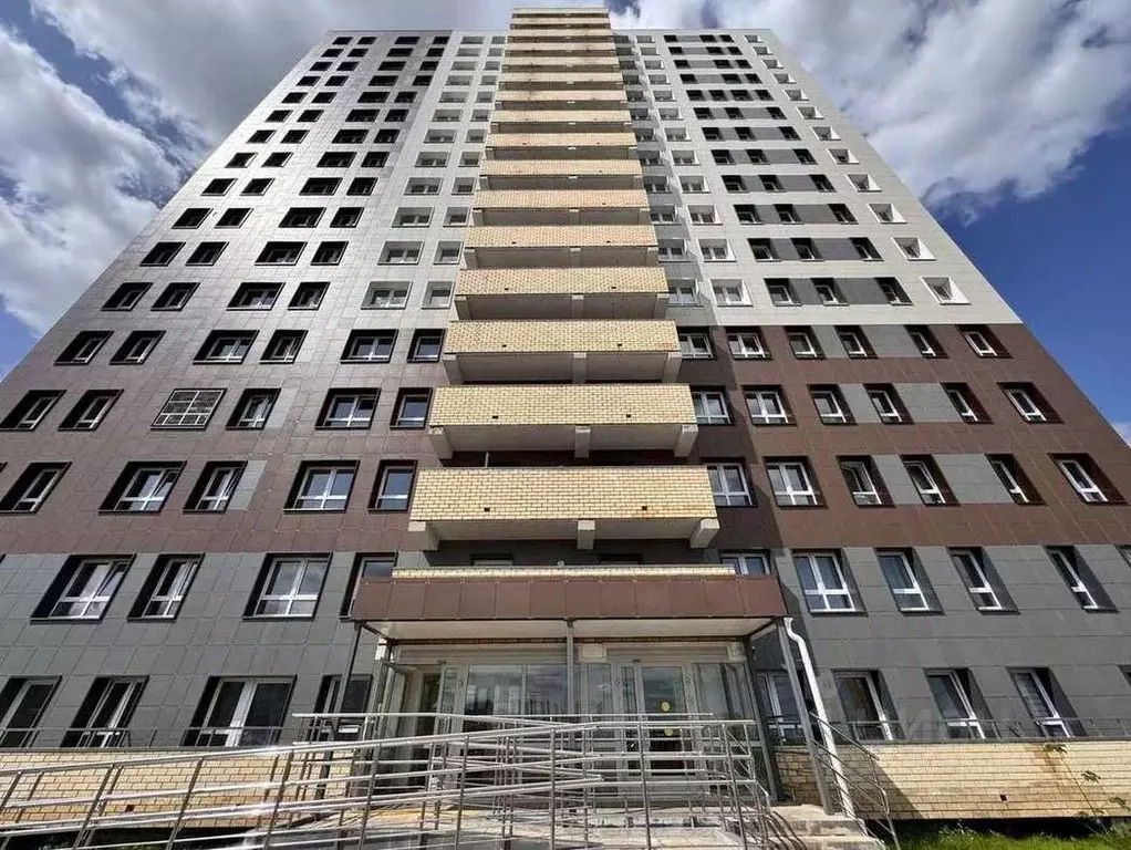 3-к кв. Кировская область, Киров ул. Капитана Дорофеева, 16 (59.9 м) - Фото 0