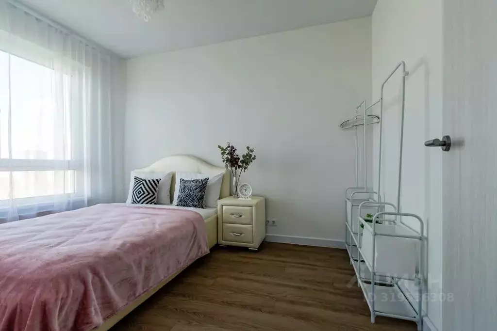 2-к кв. Москва Очаковское ш., 5к1 (32.0 м) - Фото 1