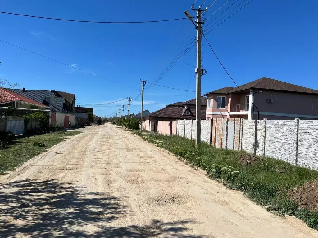 Дом в Крым, Евпатория городской округ, Заозерное пгт ул. Каламитская, ... - Фото 1