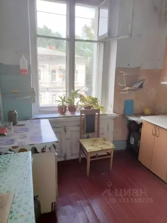 Комната Саратовская область, Саратов Московская ул., 47 (15.0 м) - Фото 0