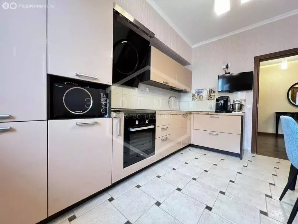 3-комнатная квартира: Калининград, Майский переулок, 1 (79.5 м) - Фото 2