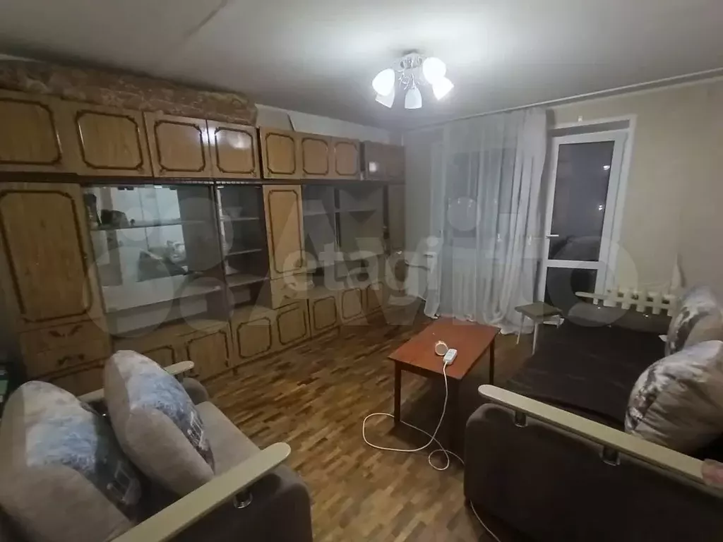3-к. квартира, 60 м, 1/5 эт. - Фото 0