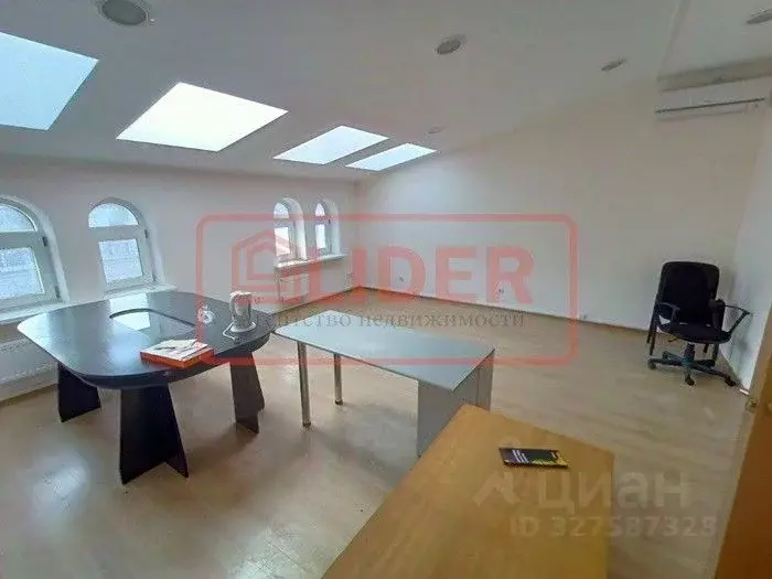 Офис в Севастополь ул. Очаковцев, 31 (35000 м) - Фото 1