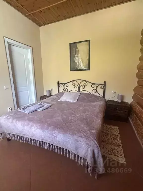Дом в Краснодарский край, Апшеронск ул. Юдина, 13 (100 м) - Фото 1