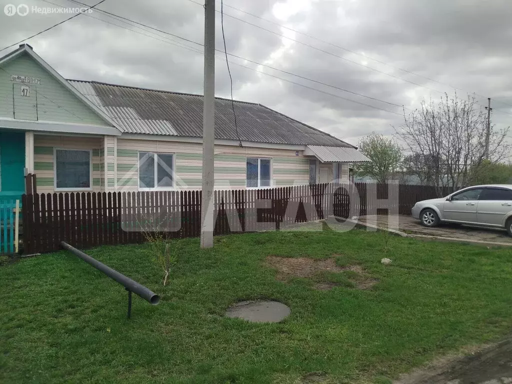 Дом в село Азово, улица 40 лет ВЛКСМ, 47 (107.4 м) - Фото 1