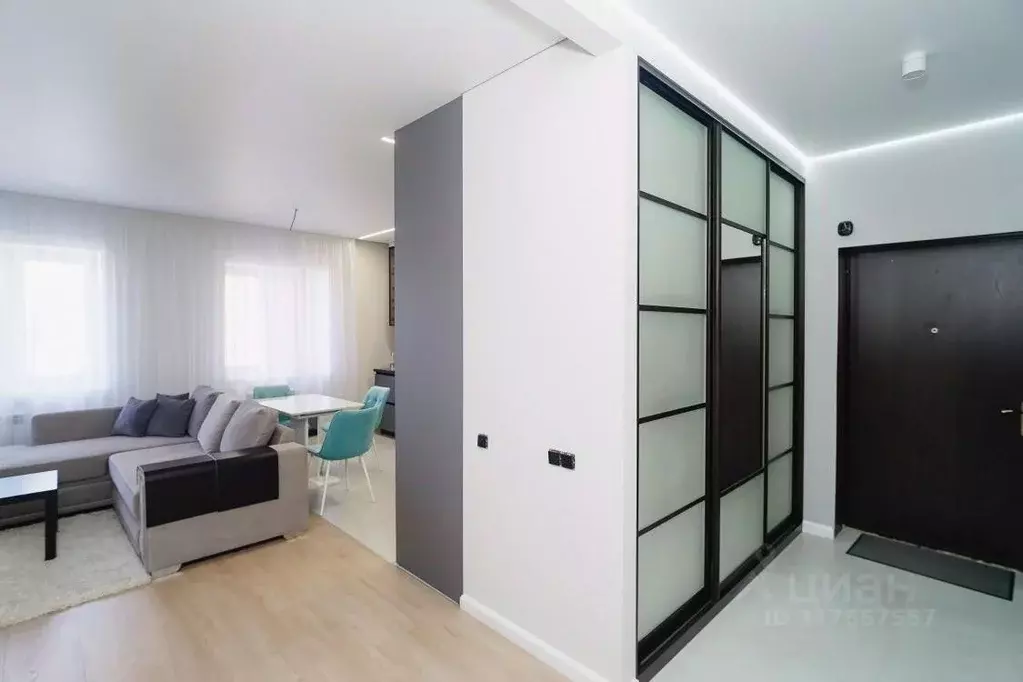 2-к кв. Омская область, Омск Пригородная ул., 27 (84.0 м) - Фото 2