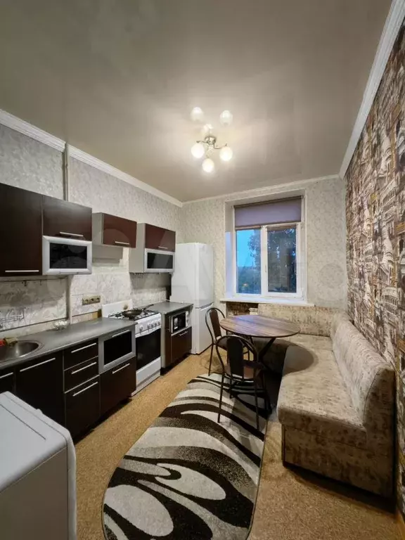 1-к. квартира, 445 м, 4/5 эт. - Фото 0