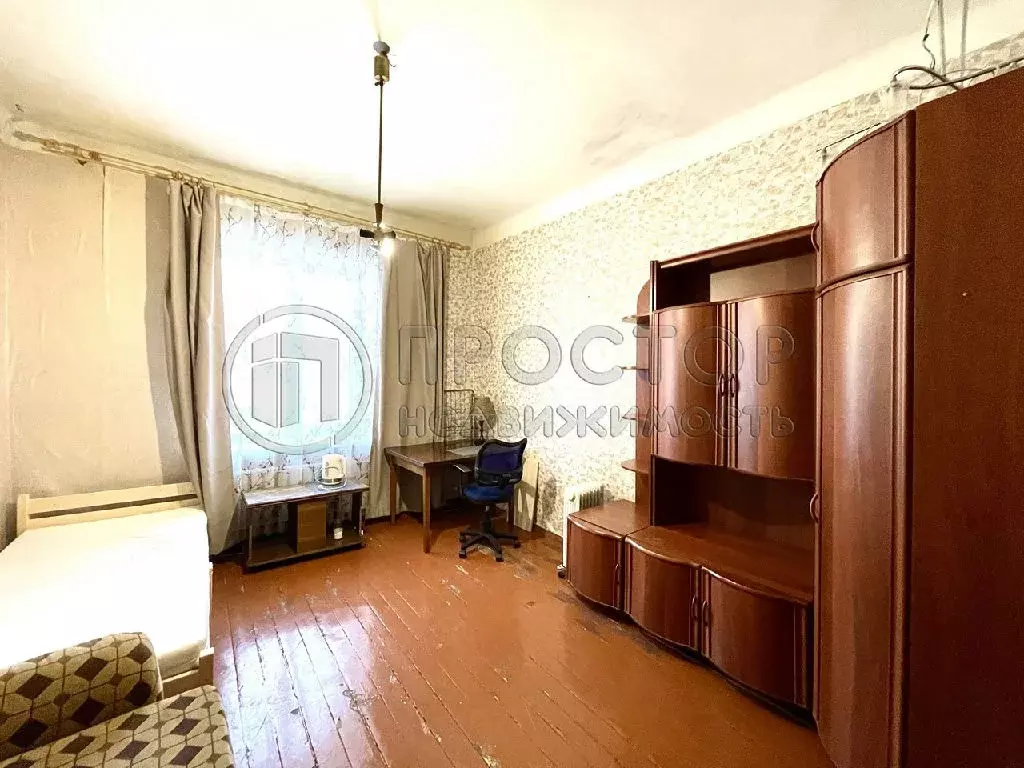 Продается комната в 4-комнатной квартире - Фото 0