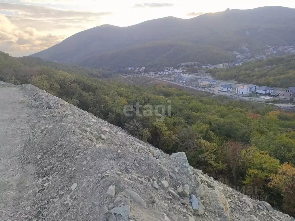 Участок в Краснодарский край, Новороссийск муниципальное образование, ... - Фото 0