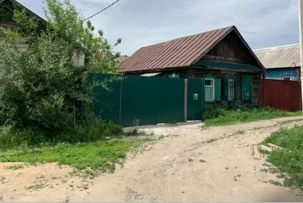Дом в Саратовская область, Саратов ул. Имени Н.Г. Чернышевского, 9 (47 ... - Фото 1