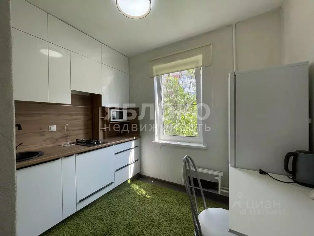 1-к кв. Пермский край, Березники Комсомольская ул., 5 (34.0 м) - Фото 1