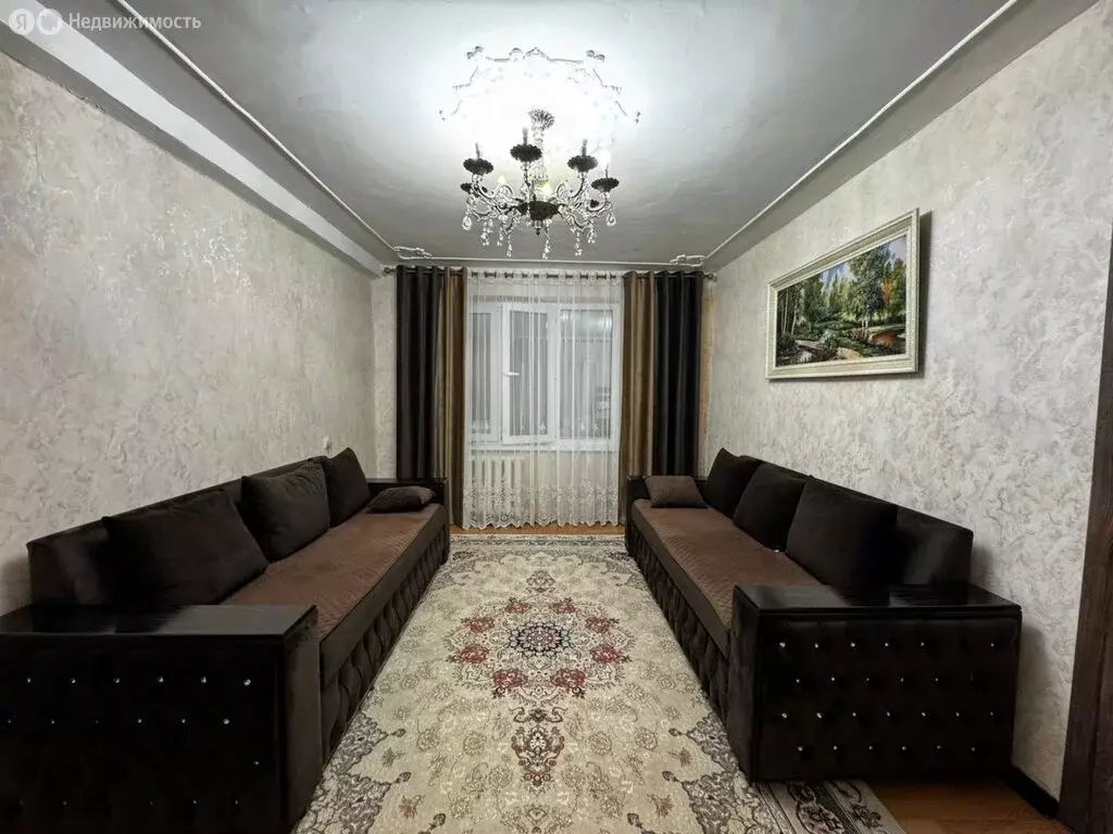 3-комнатная квартира: Дербент, улица М. Далгата, 1А (81 м) - Фото 1