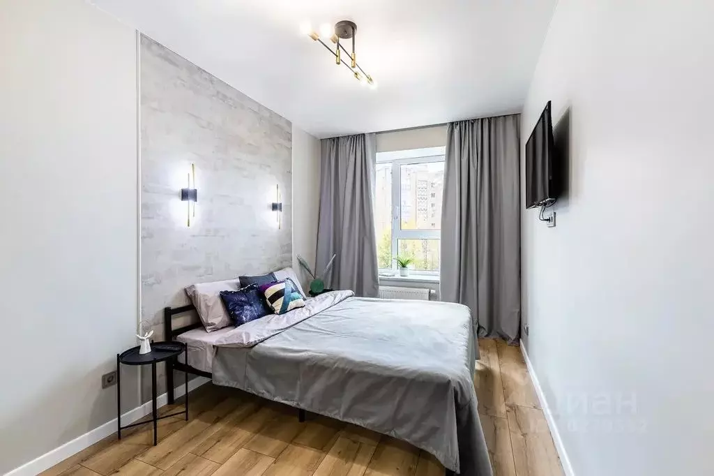 1-к кв. Татарстан, Казань ул. Братьев Касимовых, 35 (36.0 м) - Фото 1