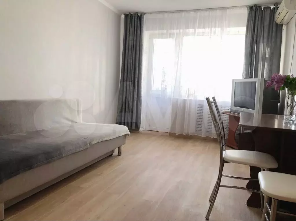 3-к. квартира, 60 м, 5/5 эт. - Фото 1