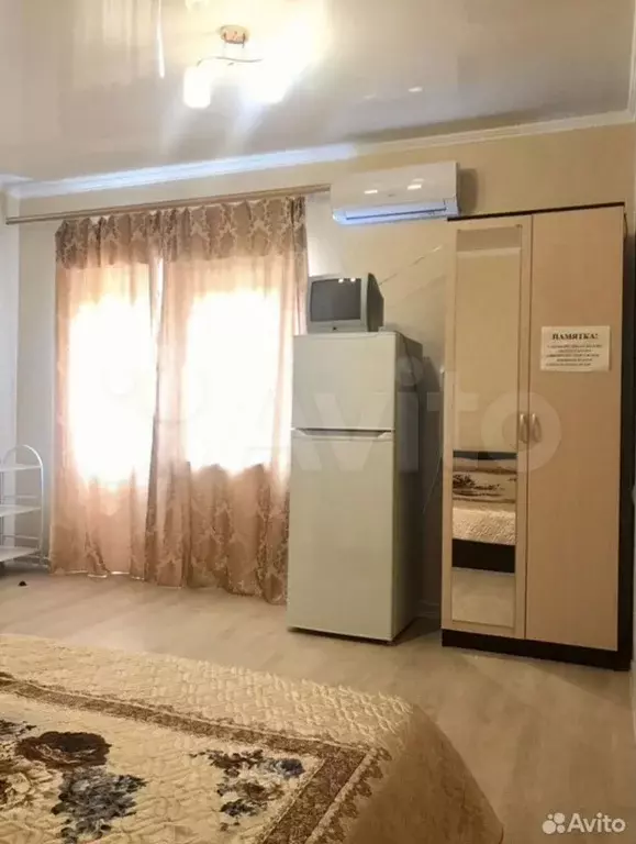 Комната 18 м в 6-к., 1/2 эт. - Фото 0