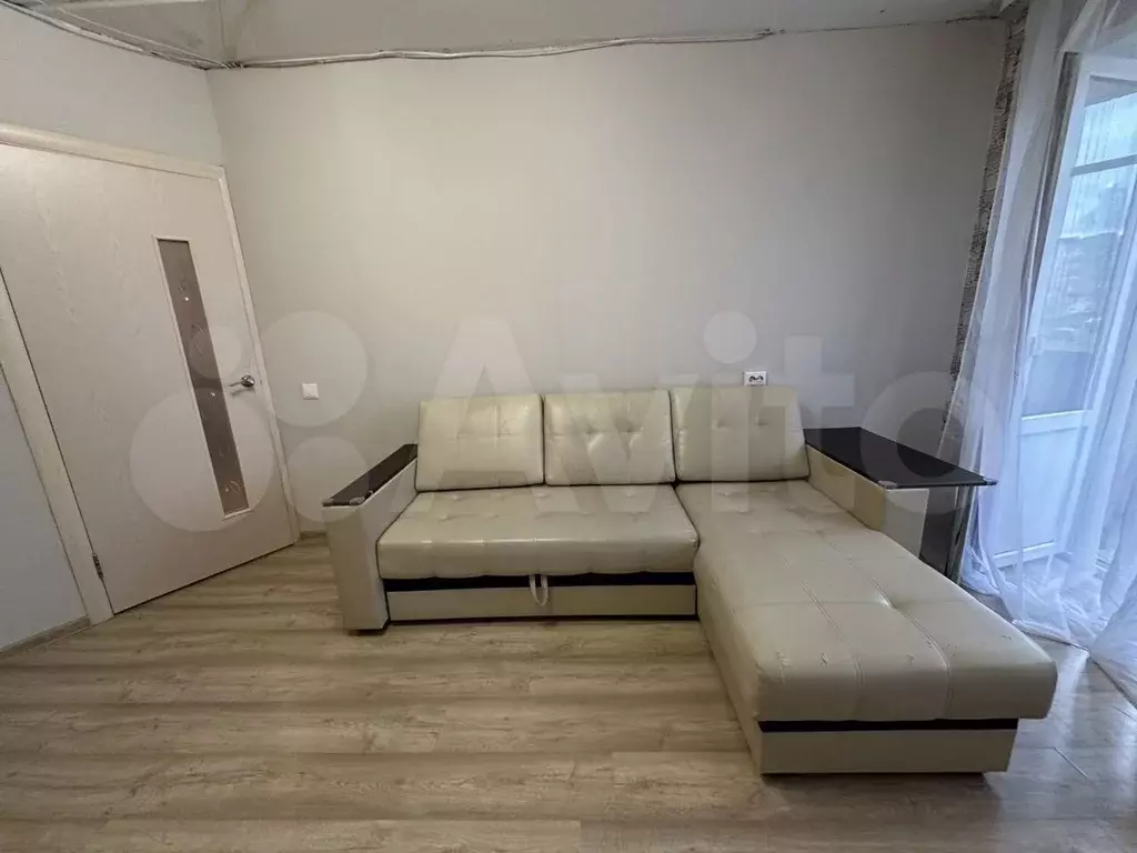 2-к. квартира, 55 м, 2/5 эт. - Фото 1