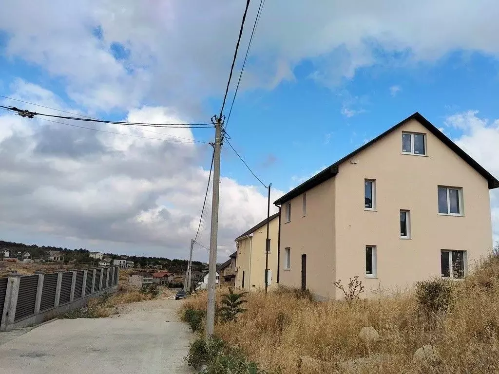 Дом в Севастополь проезд Генерала Мельника (160 м) - Фото 0