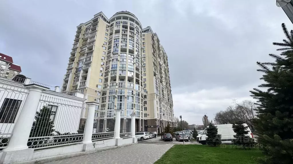 1-к кв. Волгоградская область, Волгоград ул. Пархоменко, 2 (48.7 м) - Фото 1