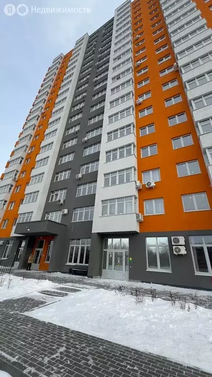 Квартира-студия: Кемерово, Октябрьский проспект, 30Б (28.9 м) - Фото 1