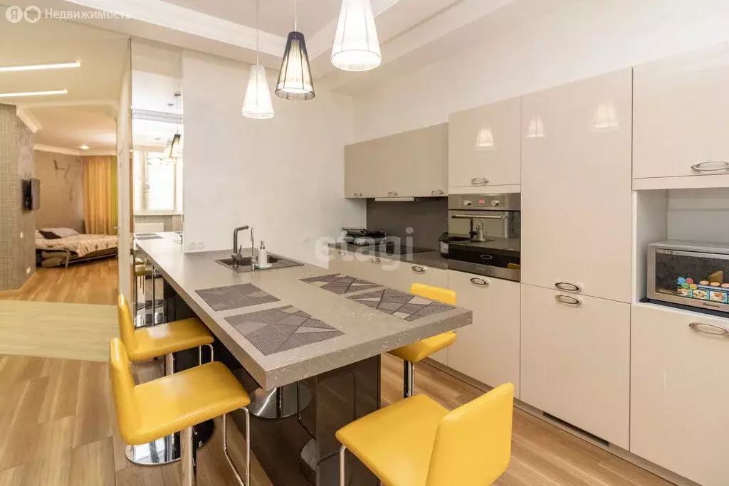 1-комнатная квартира: Тюмень, улица Малыгина, 90 (62 м) - Фото 1