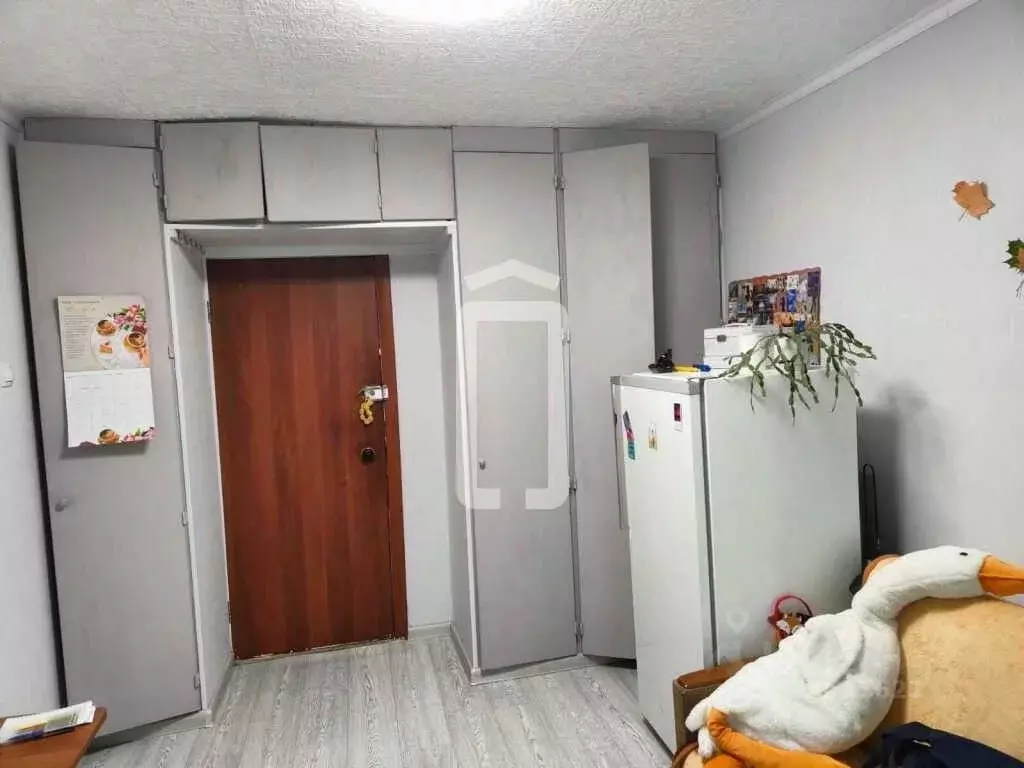 Комната Свердловская область, Екатеринбург ул. Красина, 5 (10.7 м) - Фото 2