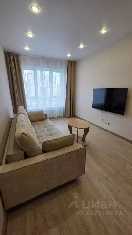 2-к кв. Приморский край, Владивосток ул. Сочинская, 10 (60.0 м) - Фото 1