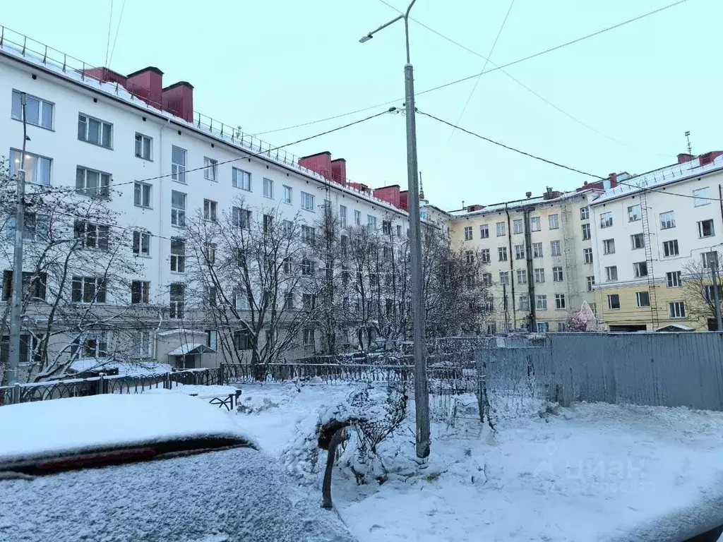 3-к кв. Мурманская область, Мурманск ул. Коминтерна, 15 (56.3 м) - Фото 1