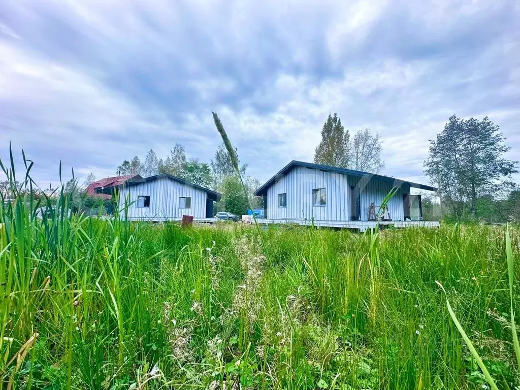 Коттедж в Ленинградская область, Кингисеппский район, Вистинское ... - Фото 1