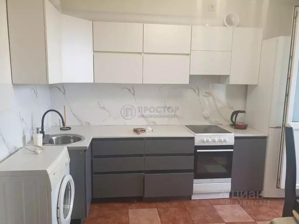 3-к кв. Москва Перовская ул., 66к8 (82.5 м) - Фото 1