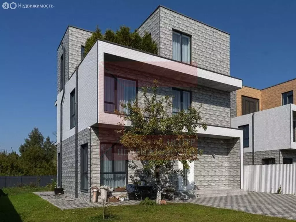 Дом в Калининград, Поселковая улица, 46 (255 м) - Фото 1