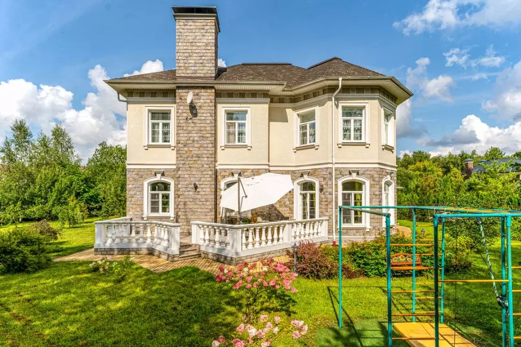 Коттедж в Московская область, Истра муниципальный округ, д. Новинки, ... - Фото 1