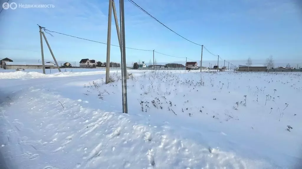 Участок в село Омутинское, Светлая улица (16 м) - Фото 1