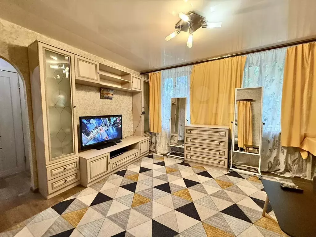 1-к. квартира, 32 м, 2/2 эт. - Фото 1