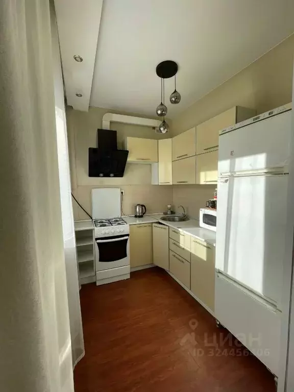 2-к кв. Красноярский край, Красноярск пл. Красная, 1 (52.0 м) - Фото 1