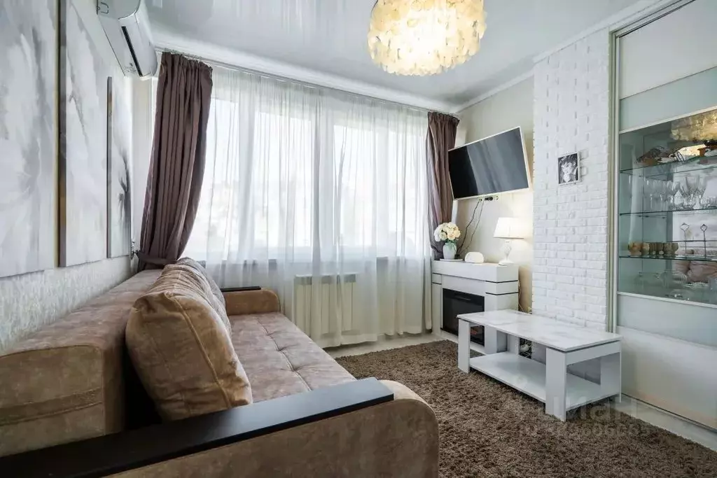 1-к кв. Краснодарский край, Сочи Бытха мкр, ул. Бытха, 8/9 (28.0 м) - Фото 0