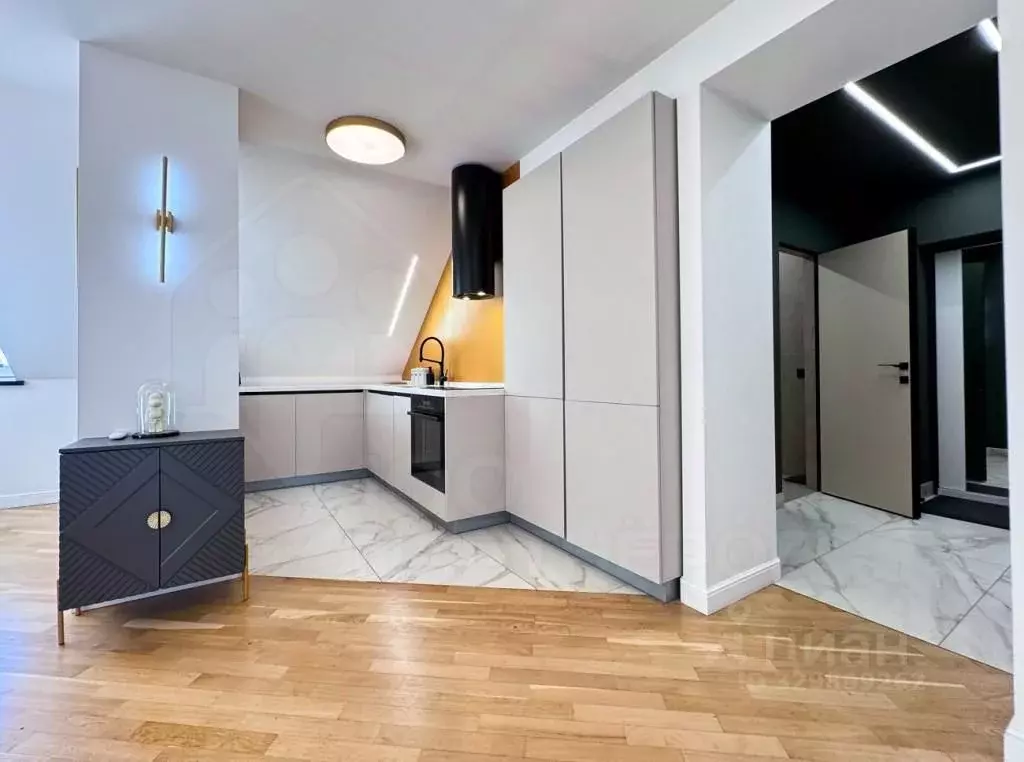 3-к кв. Иркутская область, Иркутск ул. Франк-Каменецкого, 8 (86.1 м) - Фото 2