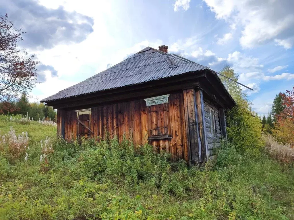 Дом в Свердловская область, Нижний Тагил городской округ, пос. ... - Фото 1