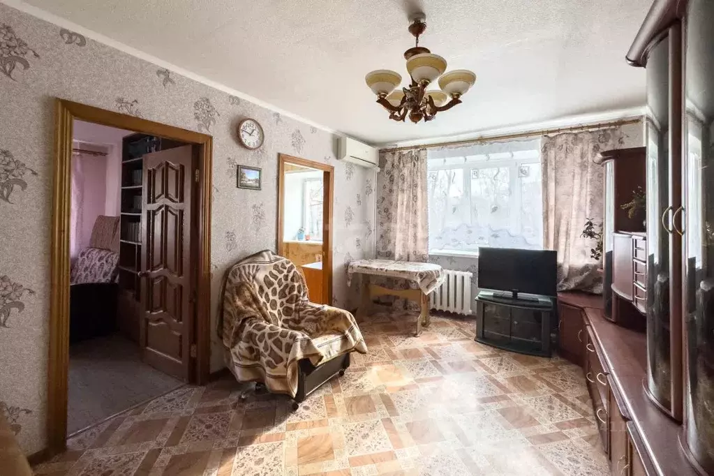 4-к кв. Ульяновская область, Ульяновск ул. Гафурова, 43 (65.0 м) - Фото 0