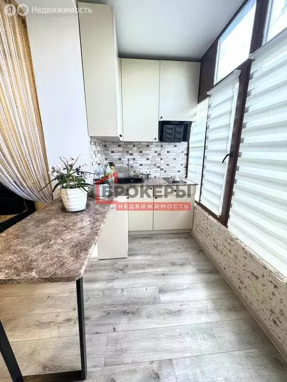 Квартира-студия: Севастополь, Рубежный проезд, 28 (30 м) - Фото 1