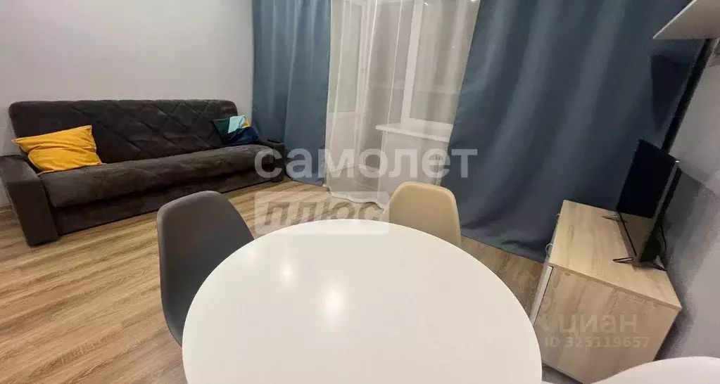 Студия Тюменская область, Тюмень ул. Станционная, 26Бк1 (28.1 м) - Фото 2