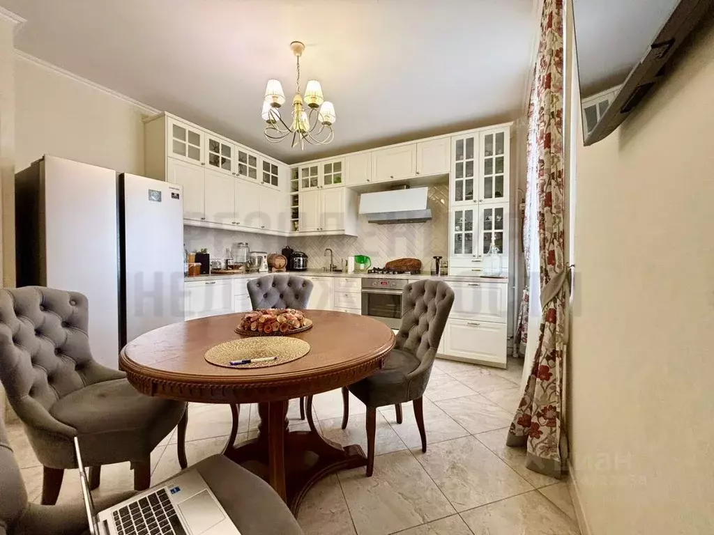 3-к кв. Самарская область, Самара ул. Братьев Коростелевых, 79 (110.0 ... - Фото 1