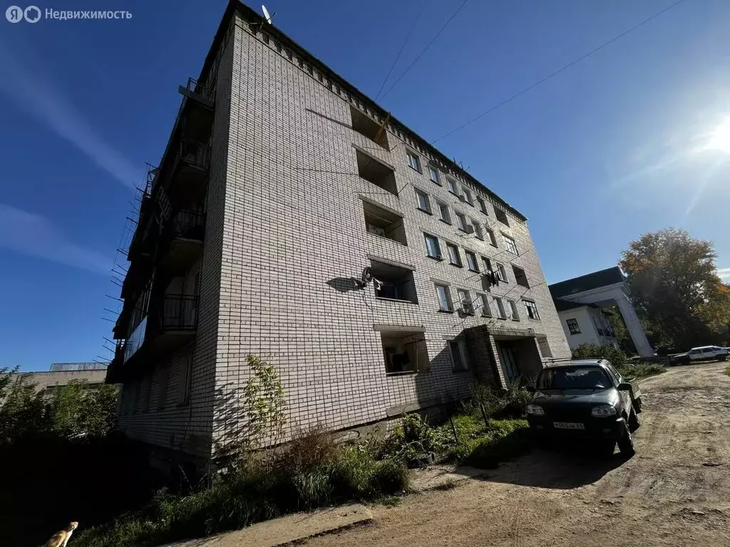 1-комнатная квартира: посёлок городского типа Белый Городок, Заводская ... - Фото 1