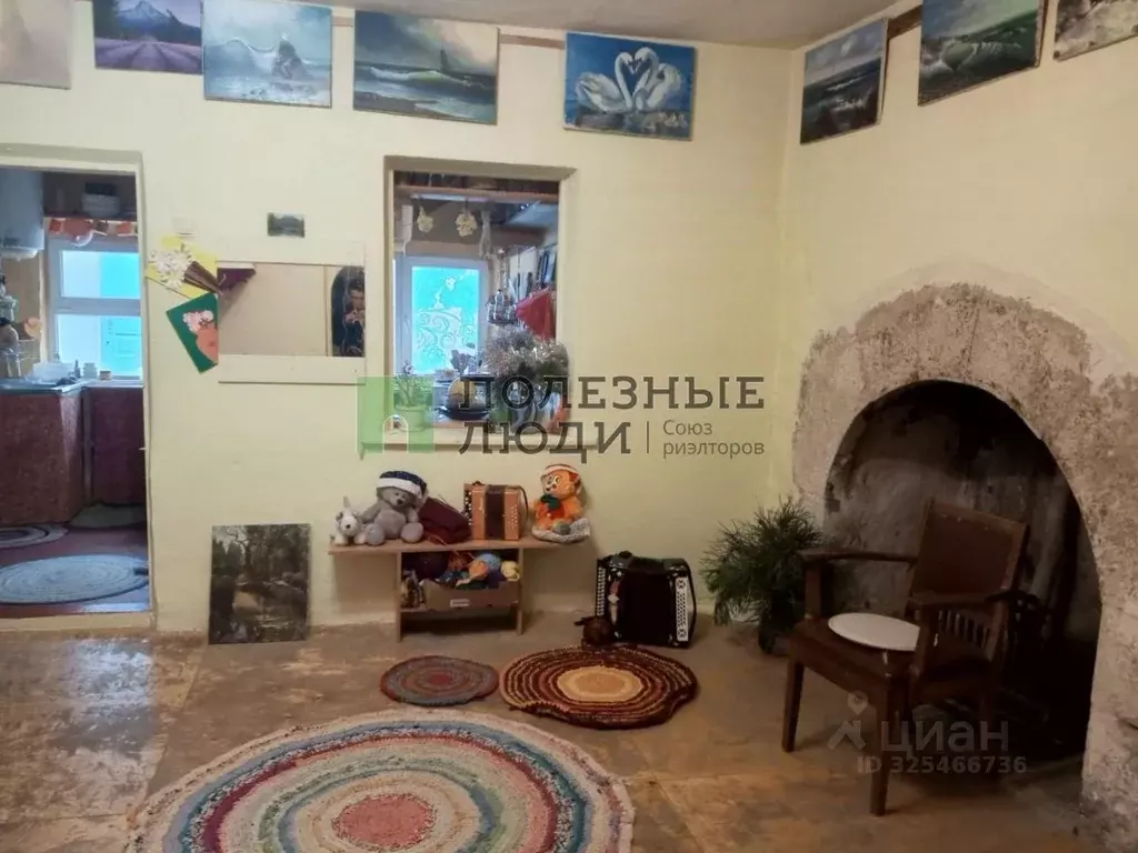 Дом в Крым, Бахчисарайский район, Зеленовское с/пос, с. Плотинное ул. ... - Фото 2