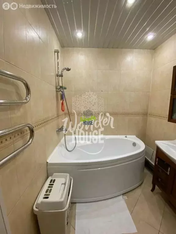 3-комнатная квартира: Тюмень, улица Котельщиков, 17к2 (104 м) - Фото 1
